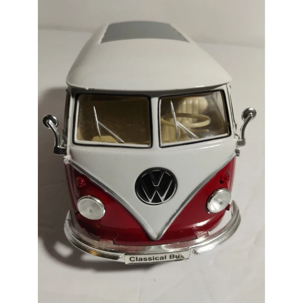 Welly 1962 Volkswagon Microbus #2095